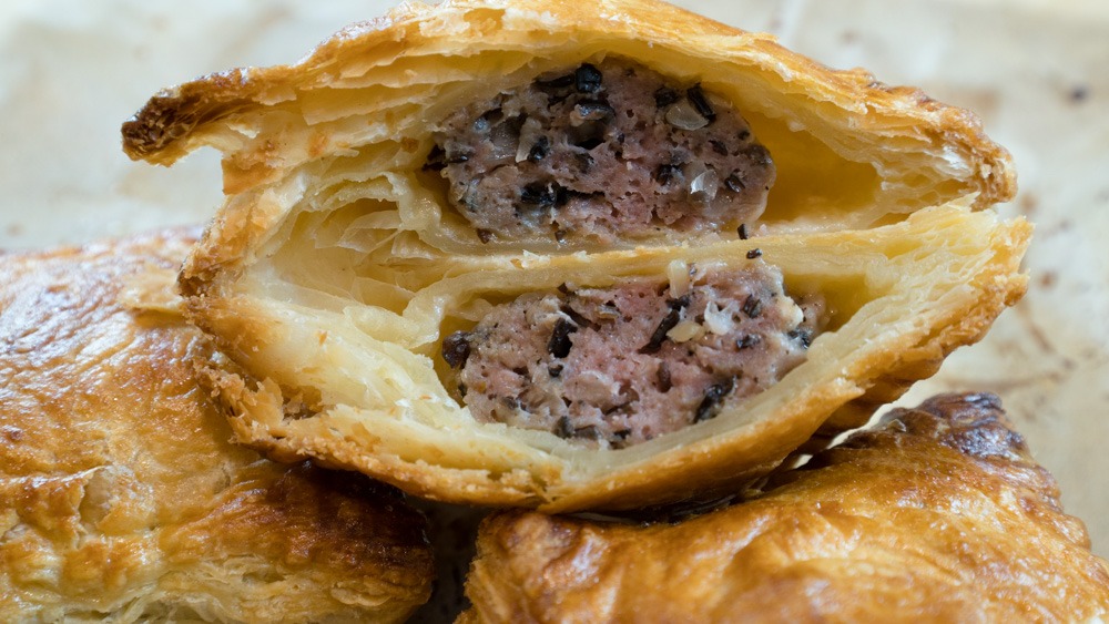 Pate Chaud - Vietnamese Pork Puff Pastry